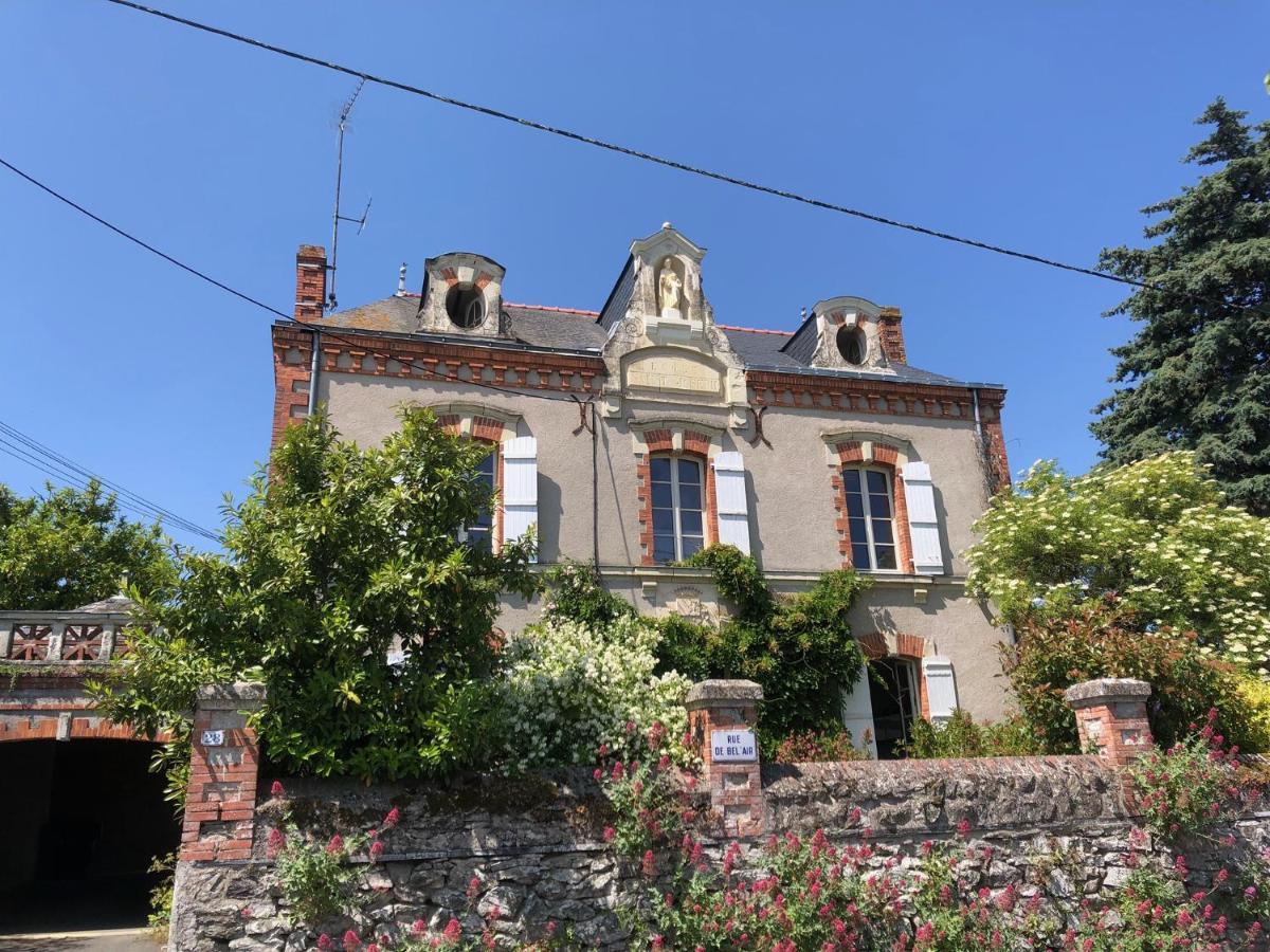 Chambres D'Hotes - Ancienne Ecole St Joseph Chanzeaux Luaran gambar